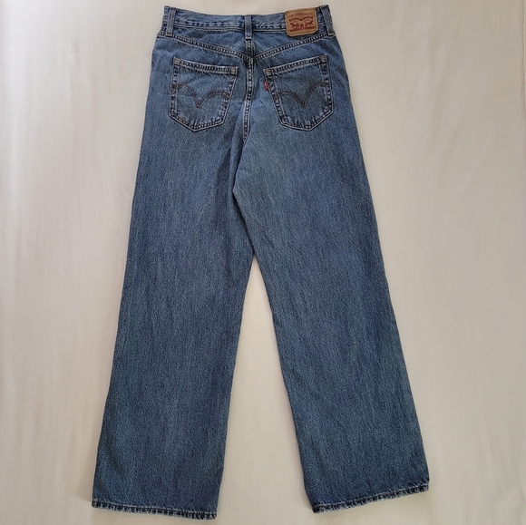 Levi's Women's High Waisted Straight Distressed Denim Blue Jeans Size 28 - Picture 6 of 13